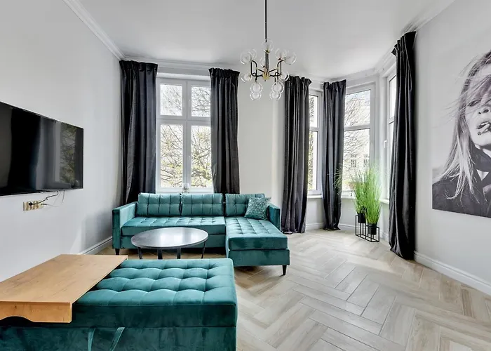 Monte Cassino 51 By Baltica * Sopot